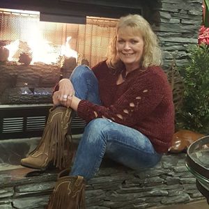 Meet your Posher, Kim